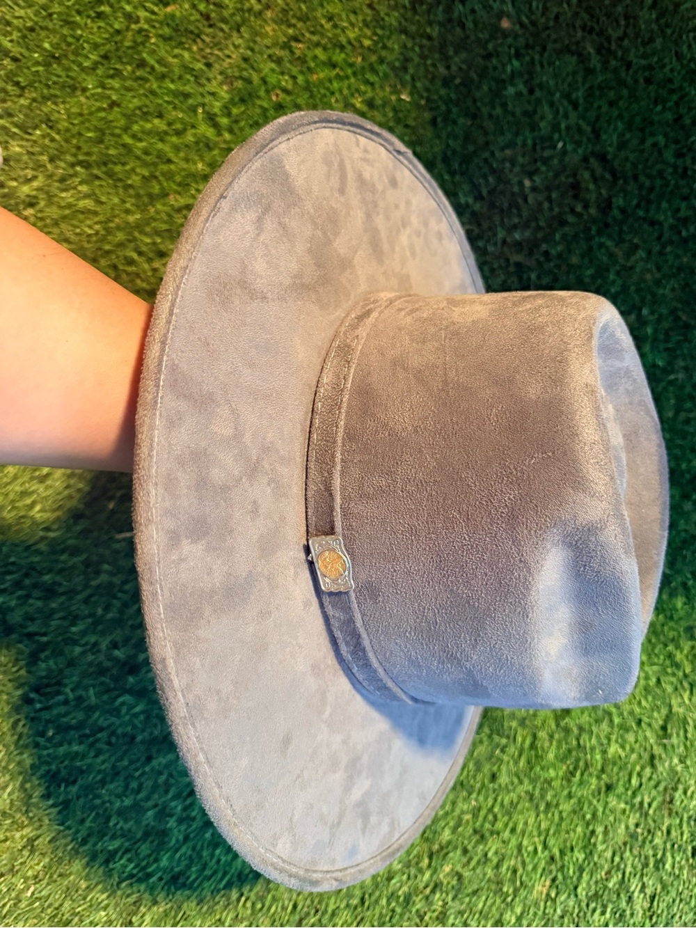 Stylish Wide-Brim Fedora Hat in Gray